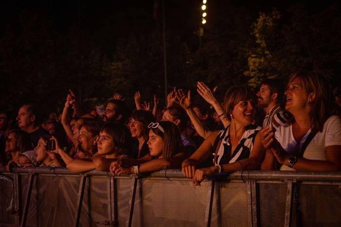 Dupla eta Tanxungeiras, Amur 4 1755213921899