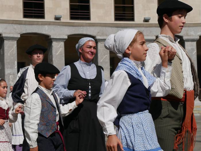 Lamuzako "Nor nori nork" lan 81 1538223534723