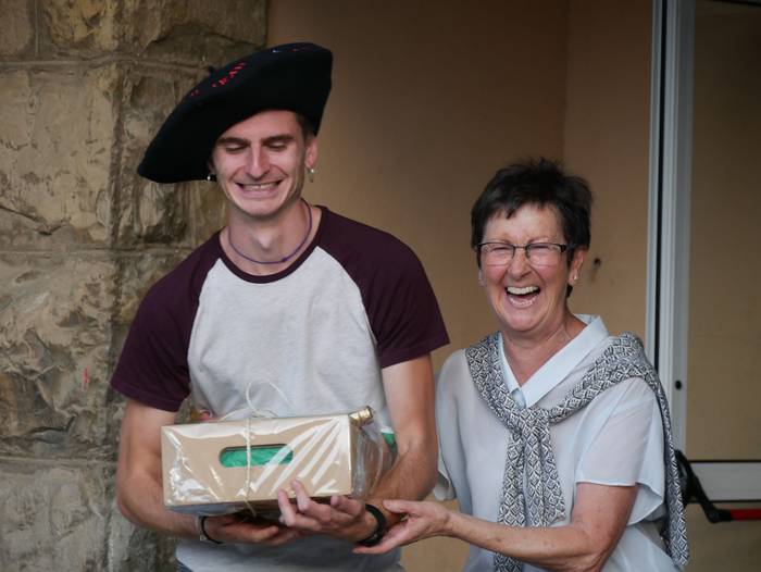 Haur zein helduek izan zuten 339 1538429556743