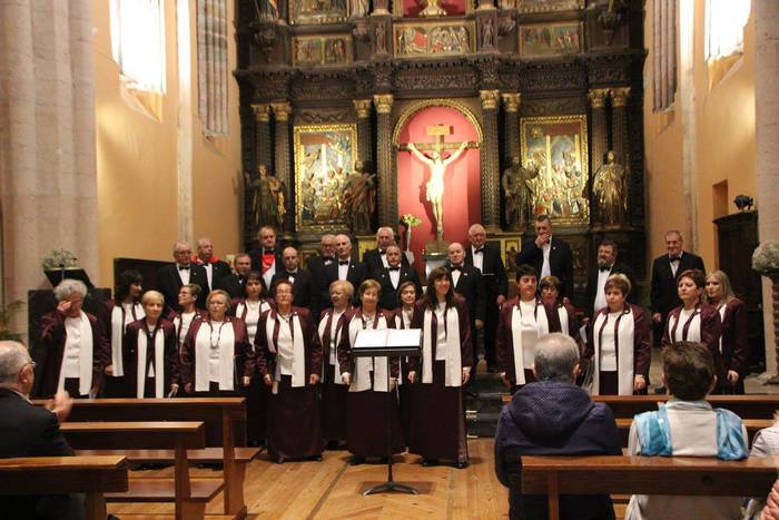 Jendetza eta giro ona nagusi 85 1494849664908