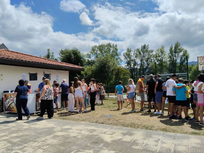 Paella, tortilla eta jokoak  34 1754350717006