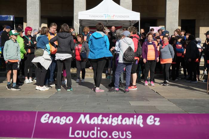 Ehunka lagunek parte hartu d 8 1774178875391