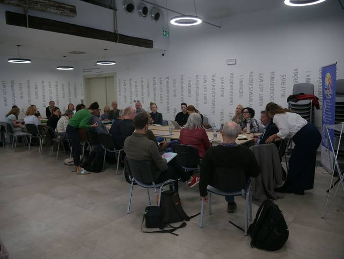 Eletik alera, Europako hizku 59 1759330612531