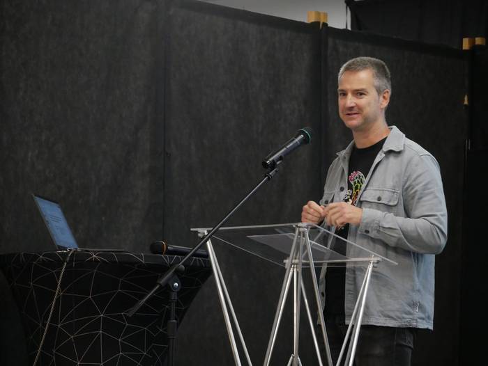 Eletik alera, Europako hizku 61 1759330614744