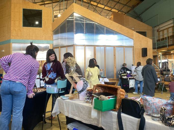 Aiaraldeko Emakume* Sortzail 2 1764944251415