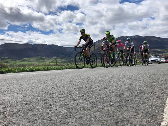 Euskal Herriko itzuliak esku 47 1522855430744