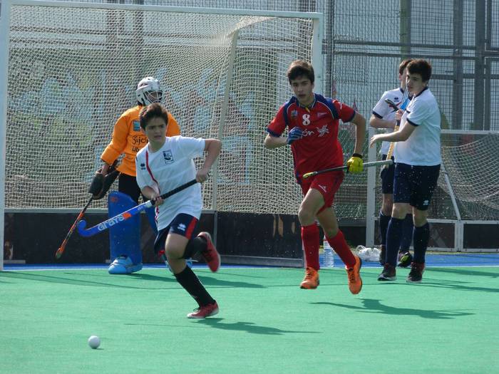 Ganbegi Hockey taldeak ez du 16 1489960398267