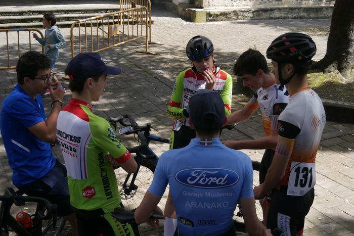 Kirolak eta umeen jarduerek  18 1777117217614