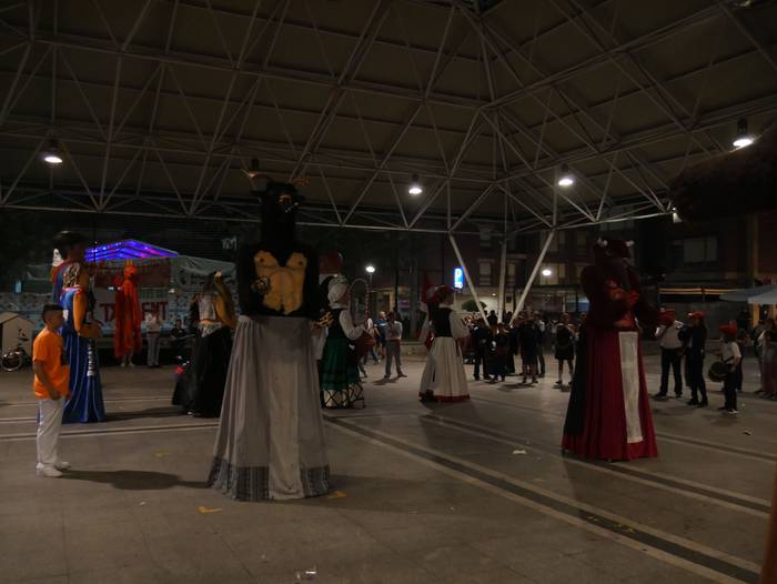 Dantza eta sua uztartu zitue 50 1661604280528