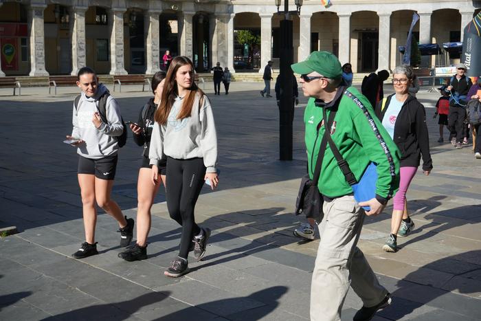 Ehunka lagunek parte hartu d 36 1774179206742