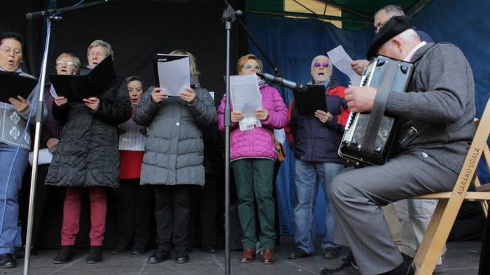 Parekidetasunaren eta euskar 82 1493368248980