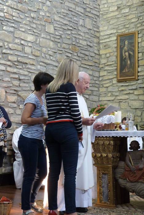 Auzokide ugarik hartu zuten  55 1506366578913