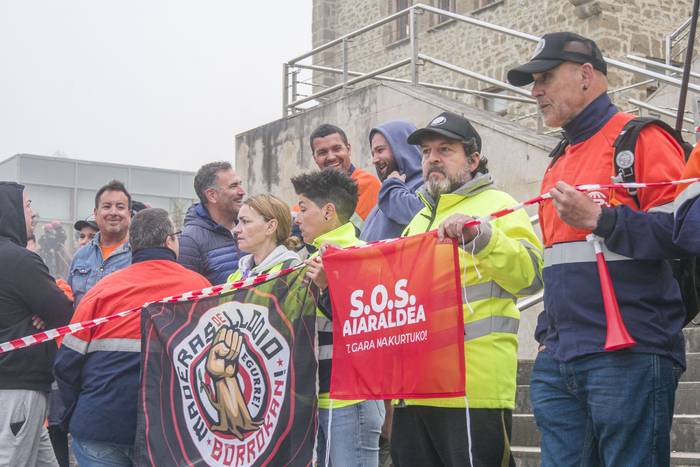 Giza katea osatu dute Tubos  18 1776687343383