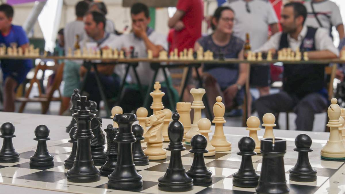 Euskarazko xake ikastaroa eta txapelketa egingo dituzte Amurrion Gurasolagun ekimenaren barruan