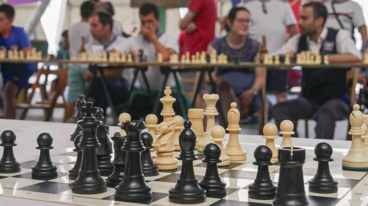 Euskarazko xake ikastaroa eta txapelketa egingo dituzte Amurrion Gurasolagun ekimenaren barruan