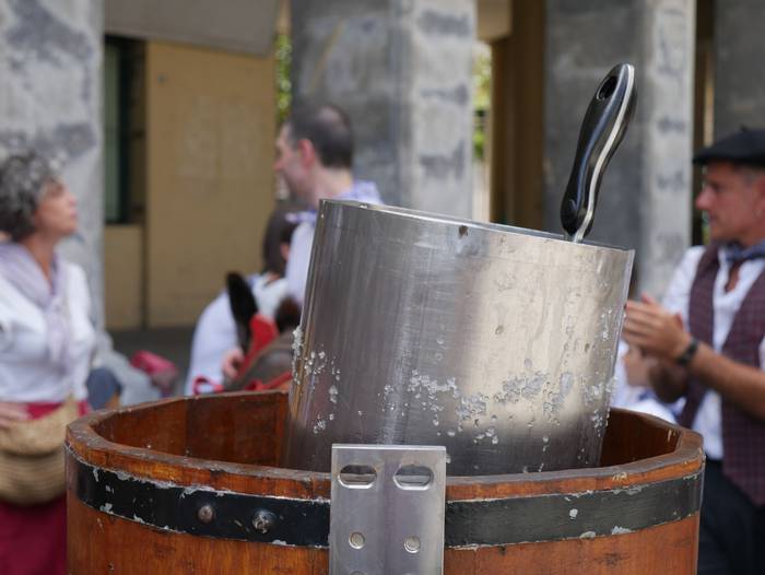 Ehunka lagun bildu dira Bera 138 1661377947947