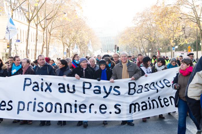 Eskualdeko hainbat lagunek p 5 1513250819405