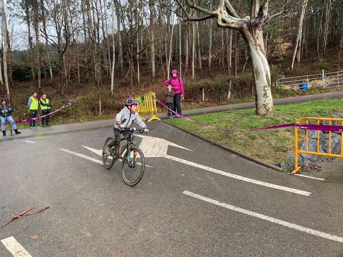 Zirkuitu gogorra izan zuten  40 1768228094767