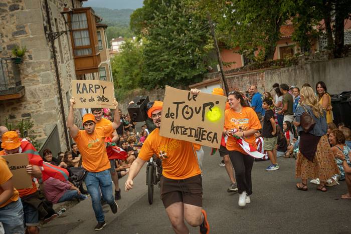 Bizikletak irudimenez jantzi 66 1757325844987