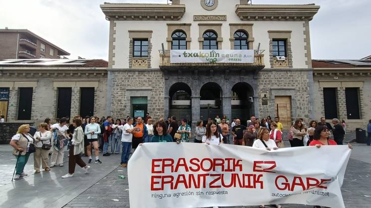 "Erantzun kolektiboak artikulatzeko prest" azaldu da Amurrioko mugimendu feminista, bi emakumek pairatutako jazarpenaren aurrean