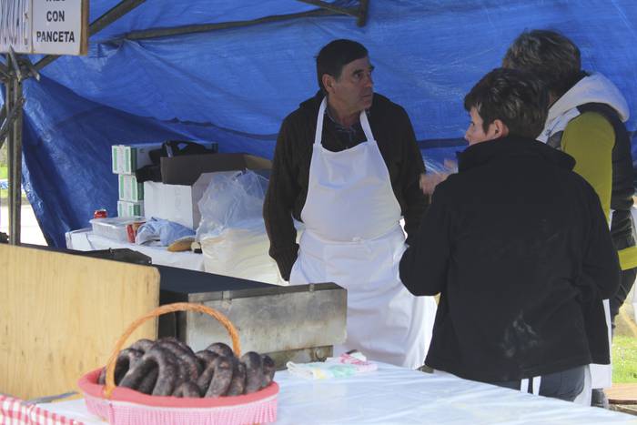 Baserri Azoka egin dute Okon 13 1521978717747