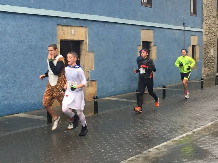 350 lagunetik gora batu dira 67 1514738513939