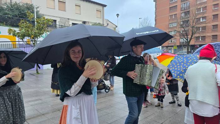 Aretako familia mordoa egon  16 1766668458440