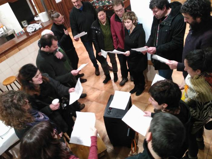 Laudioko bertso saioa argazkitan