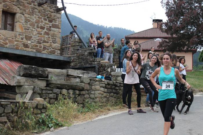 Auzoko mendiak zeharkatu zit 120 1498471812227