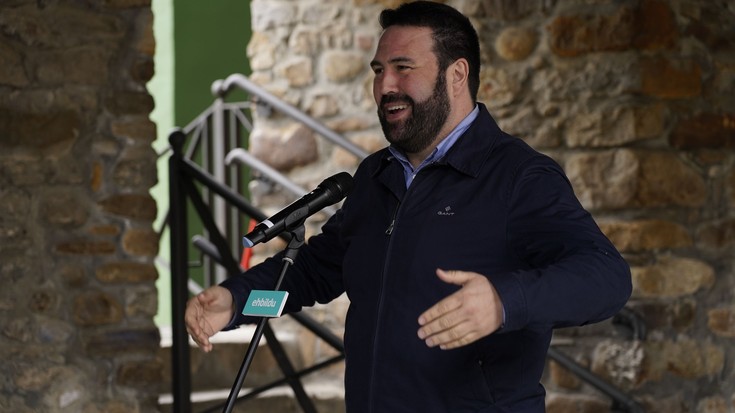 Jon Inarrituk ez du jarraituko diputatu gisa EH Bildun