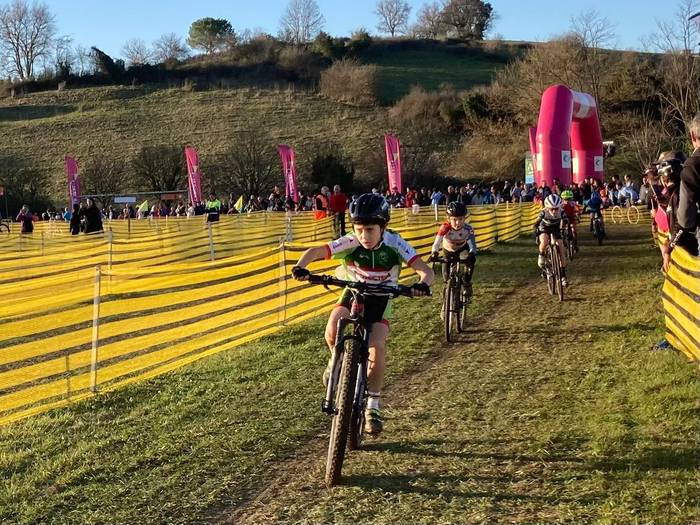 Eskola kiroleko txir 32 1735419514870