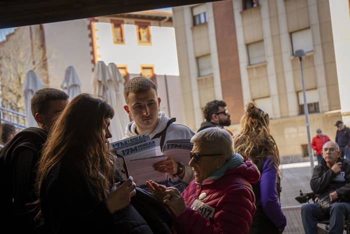 Jarraipen zabala ari du izat 61 1773747970277