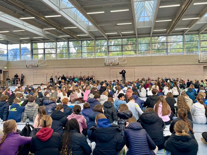 Frankfurten, elkartasun last 1 1774850381444