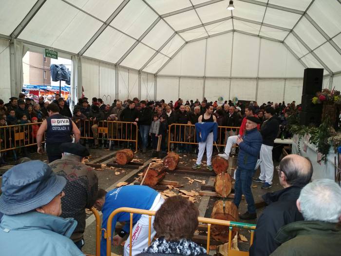 Baserria herrigunera jaitsi  3 1517785311572