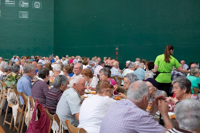 Nagusien topaketek 1 1687464994021