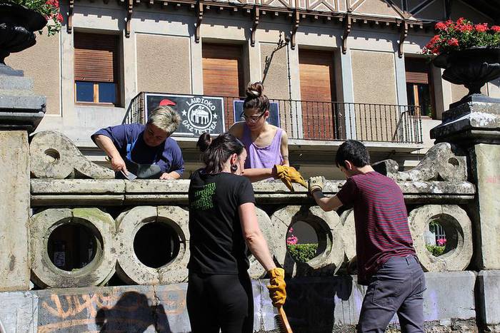 Auzolan berria eta ekintza kulturalak iragarri ditu SOS Laudioko Lamuza Parkea plataformak