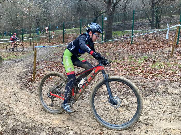 Zirkuitu gogorra izan zuten  33 1768228084048