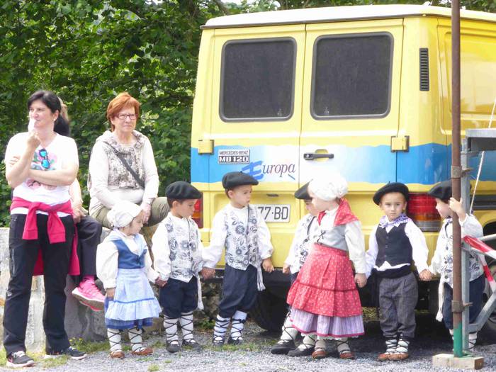 Astelehenerarte luzatu ziren 73 1496394532921