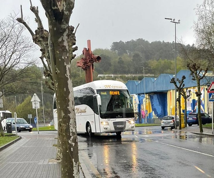 Trenbide sarean egondako matxura baten ondorioz, autobusez egin behar dute erabiltzaileek Arrigorriagatik aurrerako bidea