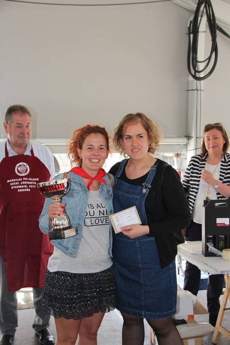 Jendetza eta giro ona nagusi 45 1494849393778