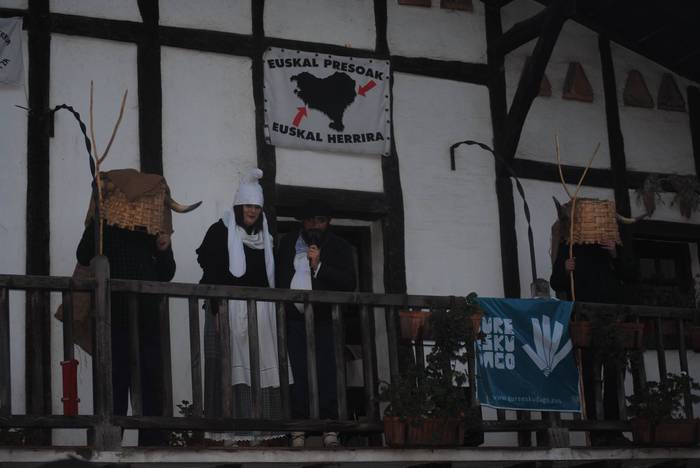 Olentzero eta Maridomingi Ai 83 1514224369472