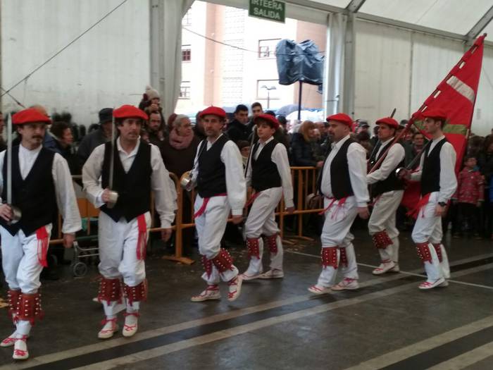 Baserria herrigunera jaitsi  33 1517785502018