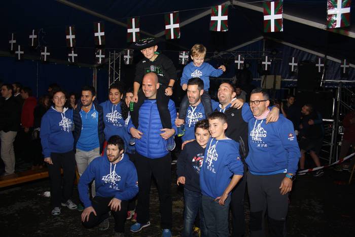 Goizetik gauera arte luzatu  38 1510556220826