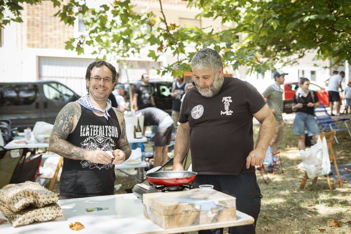 Paella txapelketarekin piztu 42 1754815628519