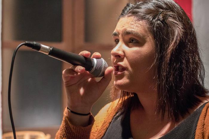 Parez pare zabaldu ditu atea 16 1511891971296