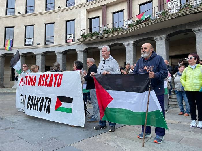 Hilabeteko azken ostegun guz 8 1758827681450