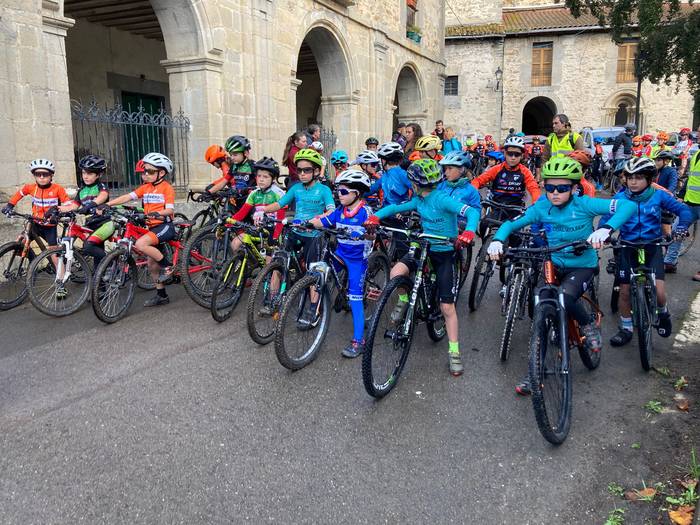 150 gazte inguruk parte hart 15 1762672324023