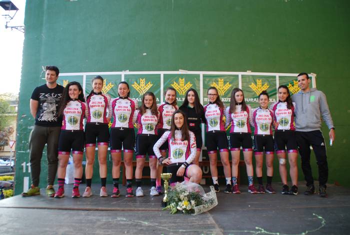 Ivan Romeok eta Olatz Camino 148 1554120489036