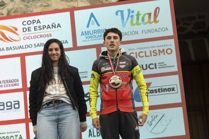 Lucia Gonzalezek eta Kevin S 97 1762015337683