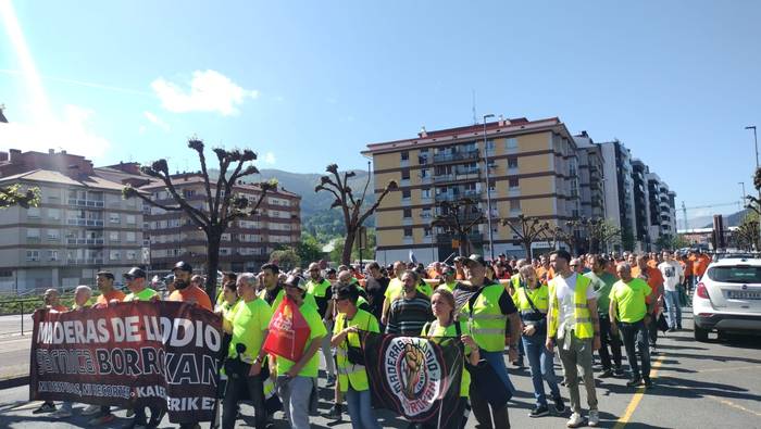 Maderas de Llodio eta Tubos  23 1776336697796